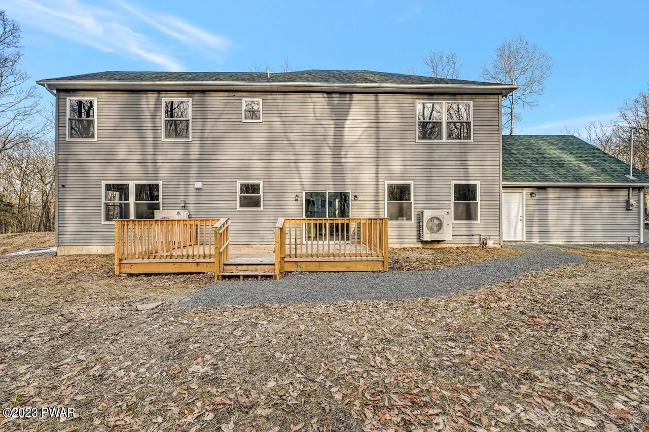 Lords Valley, Pennsylvania, 18428, United States, 4 Bedrooms Bedrooms, ,3 BathroomsBathrooms,Residential,For Sale,1923222