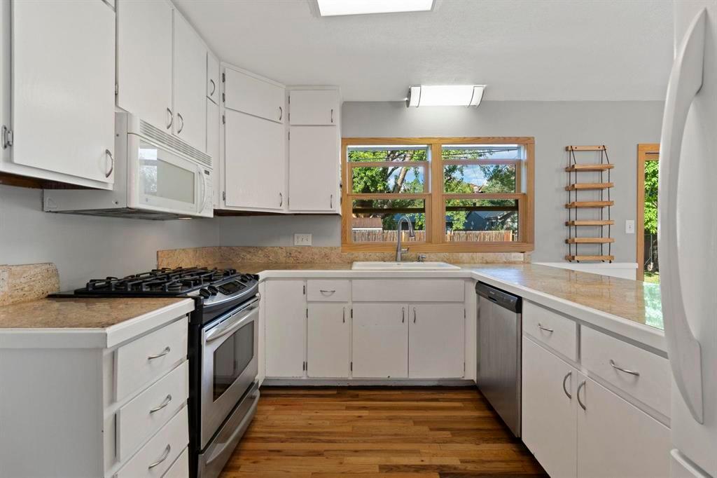 Durango, Colorado, 81301, United States, 3 Bedrooms Bedrooms, ,2 BathroomsBathrooms,Residential,For Sale,1947970