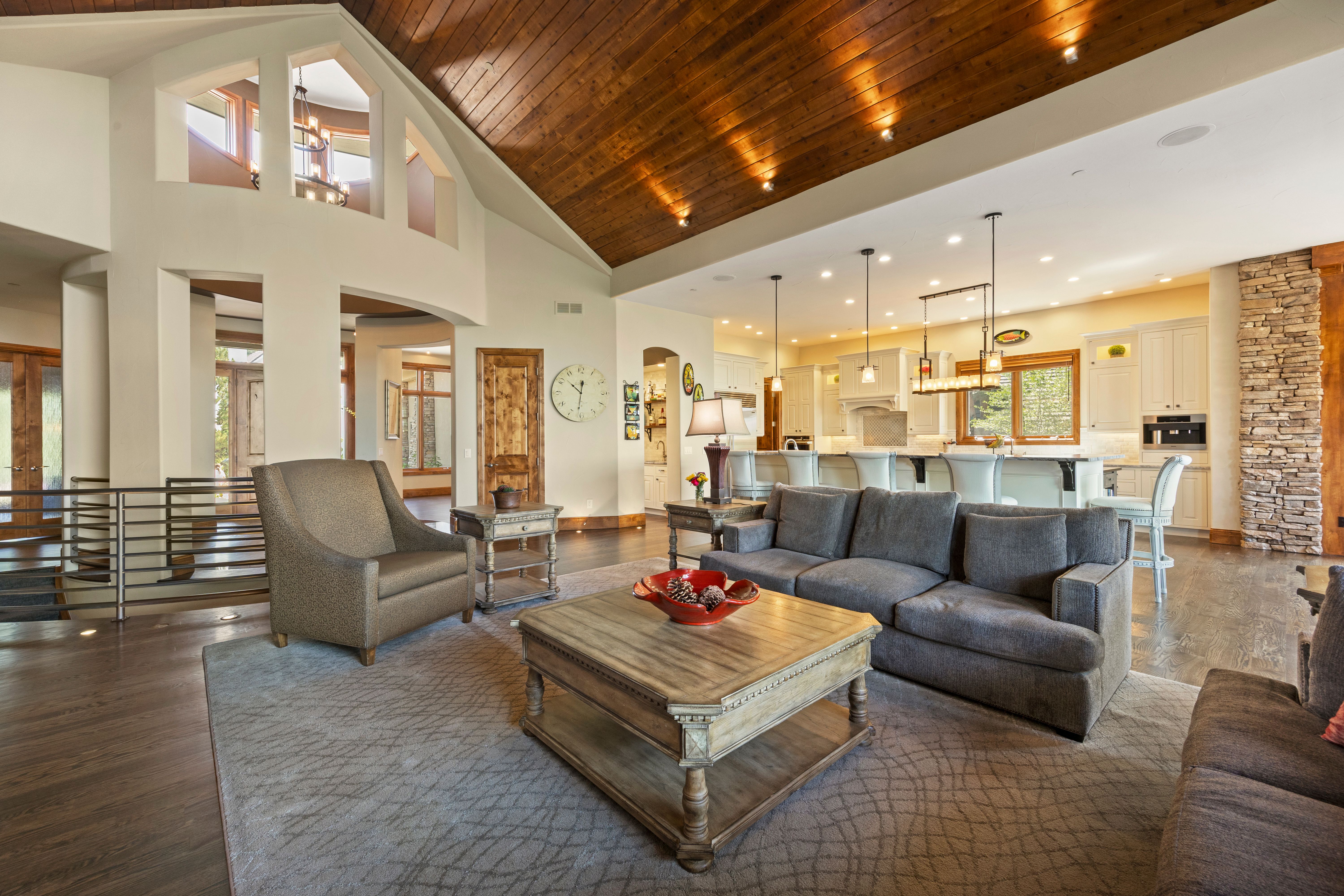  Tucked away on a quiet cul-de-sac in coveted Castle Pines Village - 物件實景
