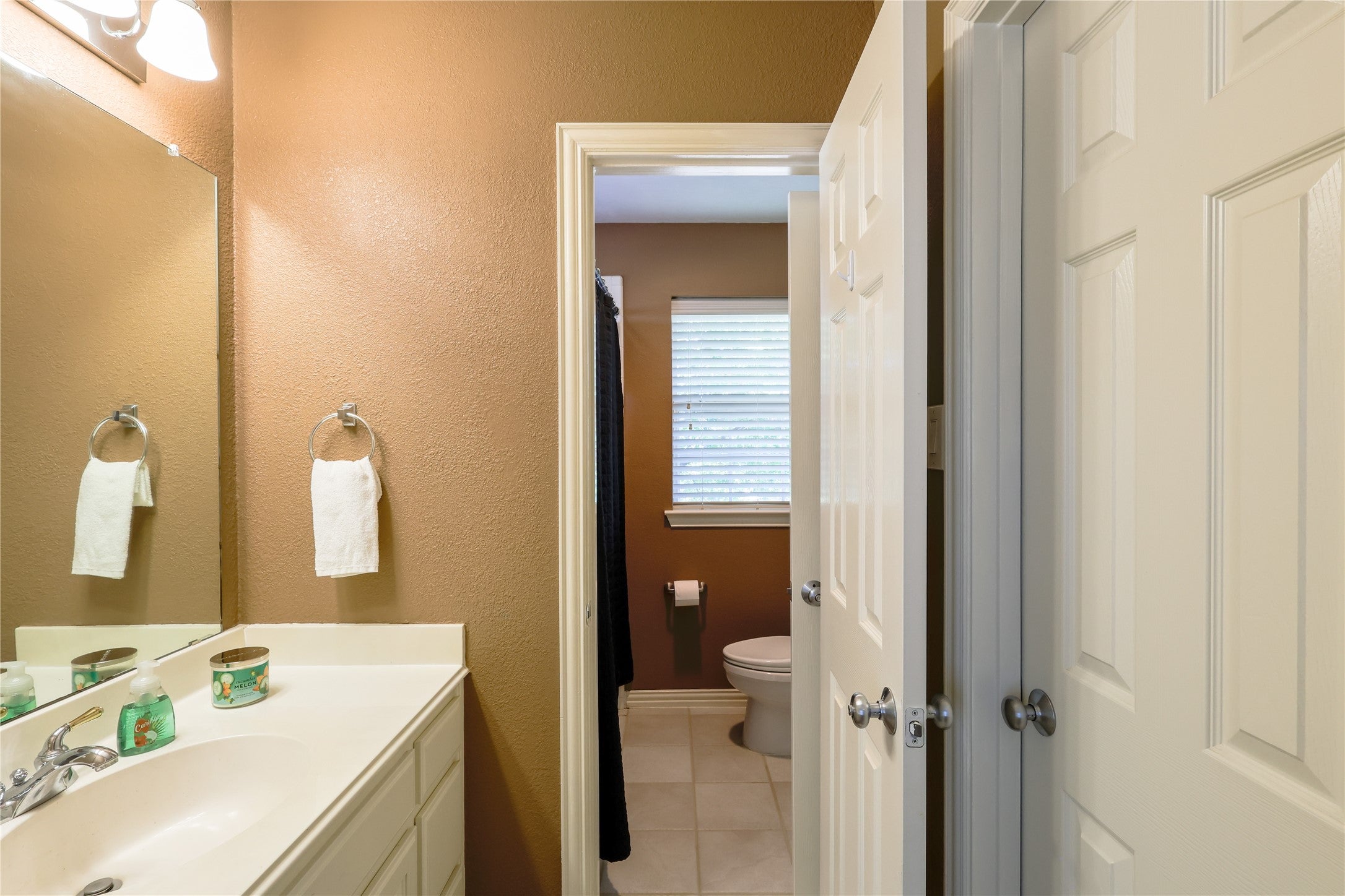 Frisco, Texas, 75036, United States, 5 Bedrooms Bedrooms, ,4 BathroomsBathrooms,Residential,For Sale,1982695