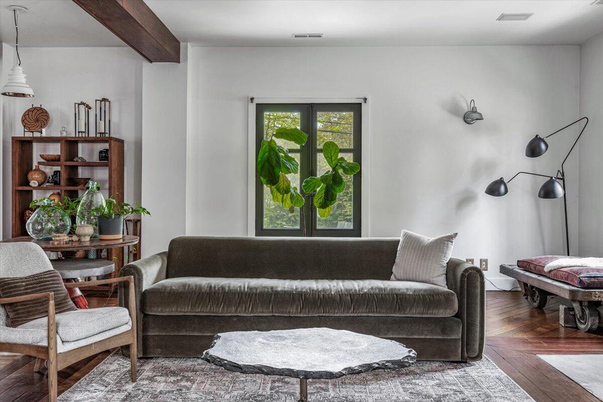 Michiana Shores, Indiana, 46360, United States, 5 Bedrooms Bedrooms, ,4 BathroomsBathrooms,Residential,For Sale,1949684