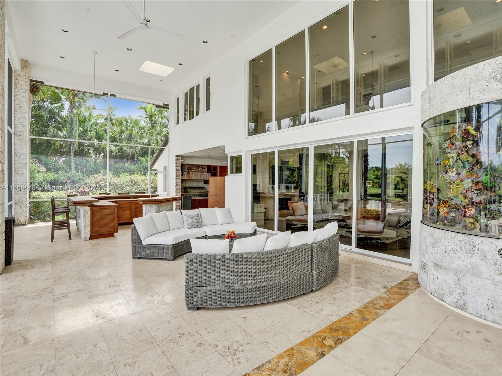 Weston, Florida, 33331, United States, 5 Bedrooms Bedrooms, ,8 BathroomsBathrooms,Residential,For Sale,1949778