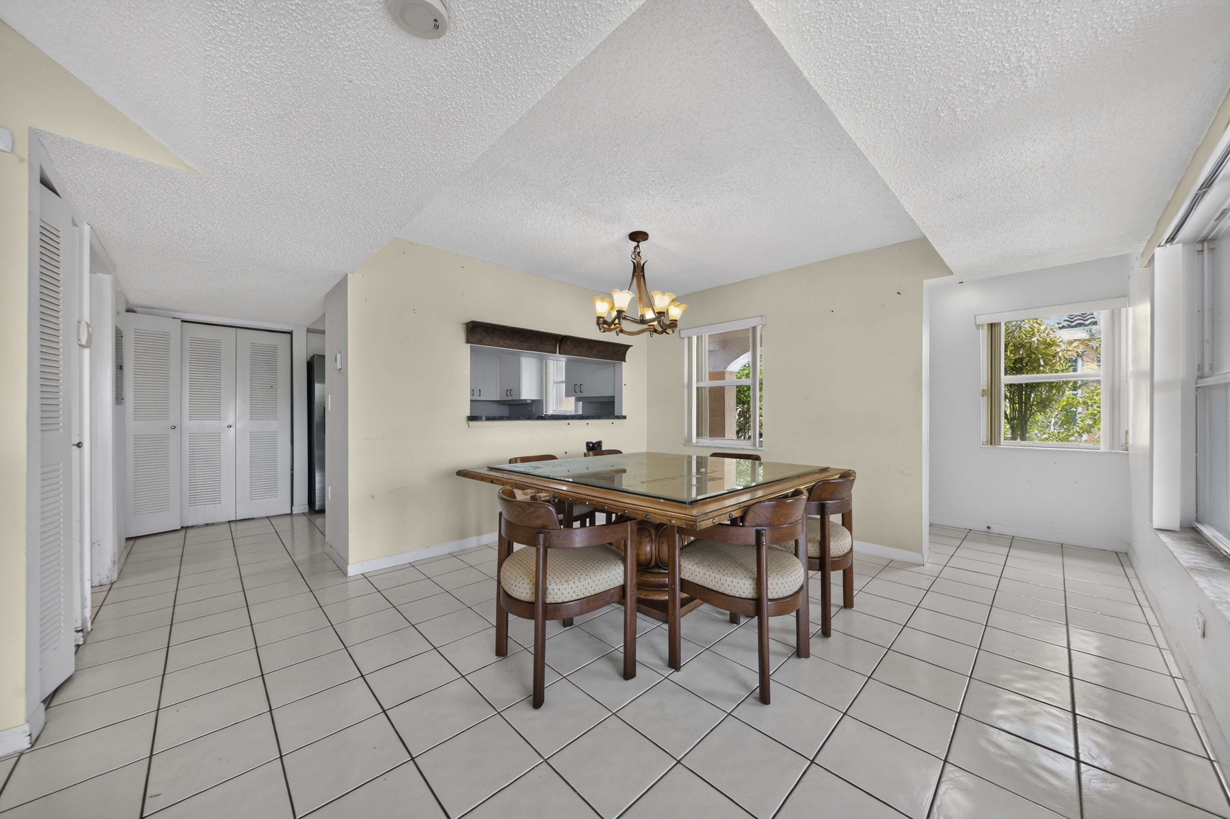  3291 NW 44th Street, Oakland Park, FL, 33309 - 物件實景