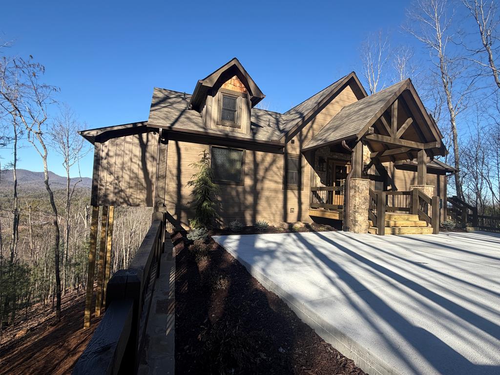 Mineral Bluff, Georgia, 30559, United States, 4 Bedrooms Bedrooms, ,4 BathroomsBathrooms,Residential,For Sale,2010498