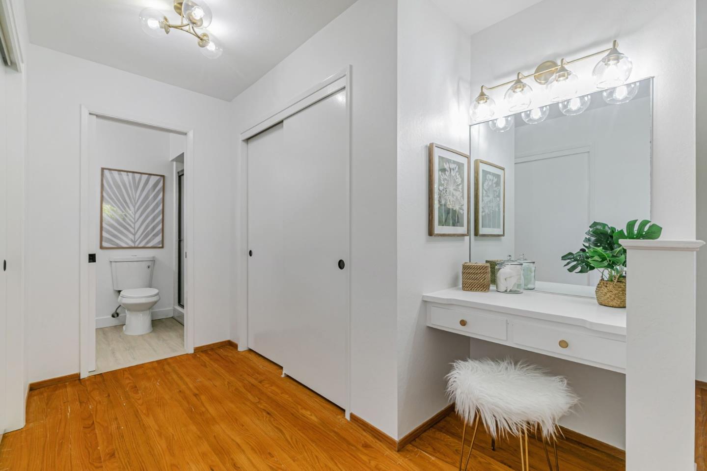 Los Altos, California, 94024, United States, 3 Bedrooms Bedrooms, ,2 BathroomsBathrooms,Residential,For Sale,1941644