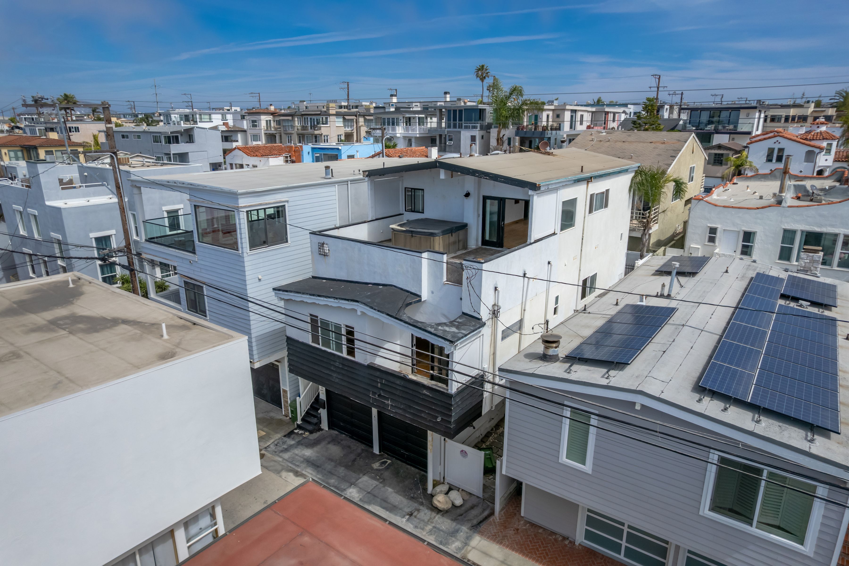  3204 Crest Drive - 物件實景