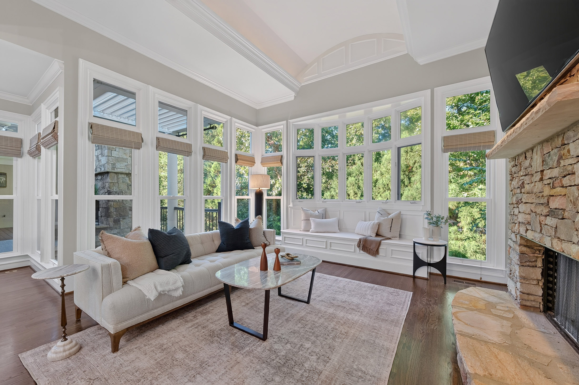  Custom-Built Home in The Grove at Highland Pointe - 物件實景