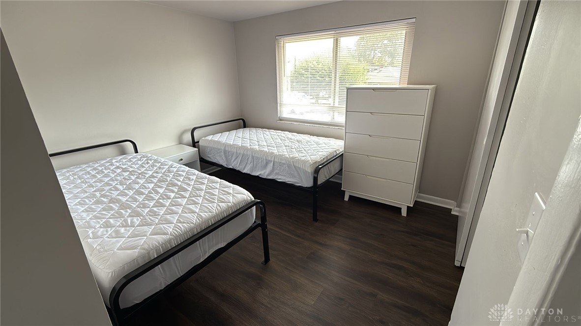 Dayton, Ohio, 45403, United States, 12 Bedrooms Bedrooms, ,6 BathroomsBathrooms,Residential,For Sale,1991543