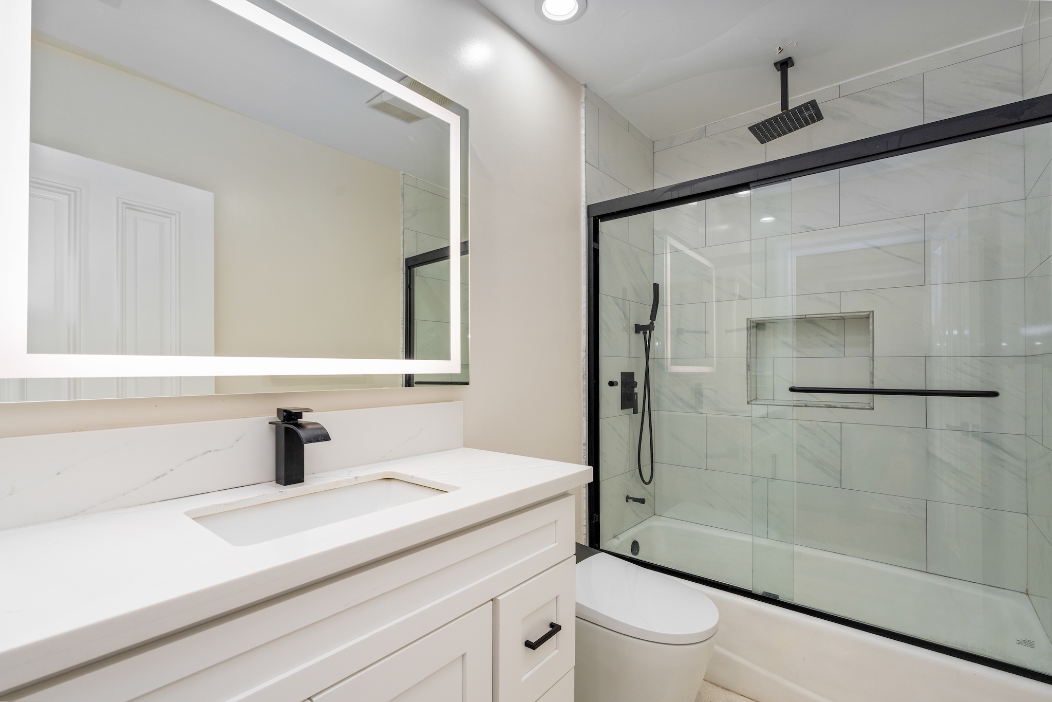  8041 Bulwer Dr - 物件實景