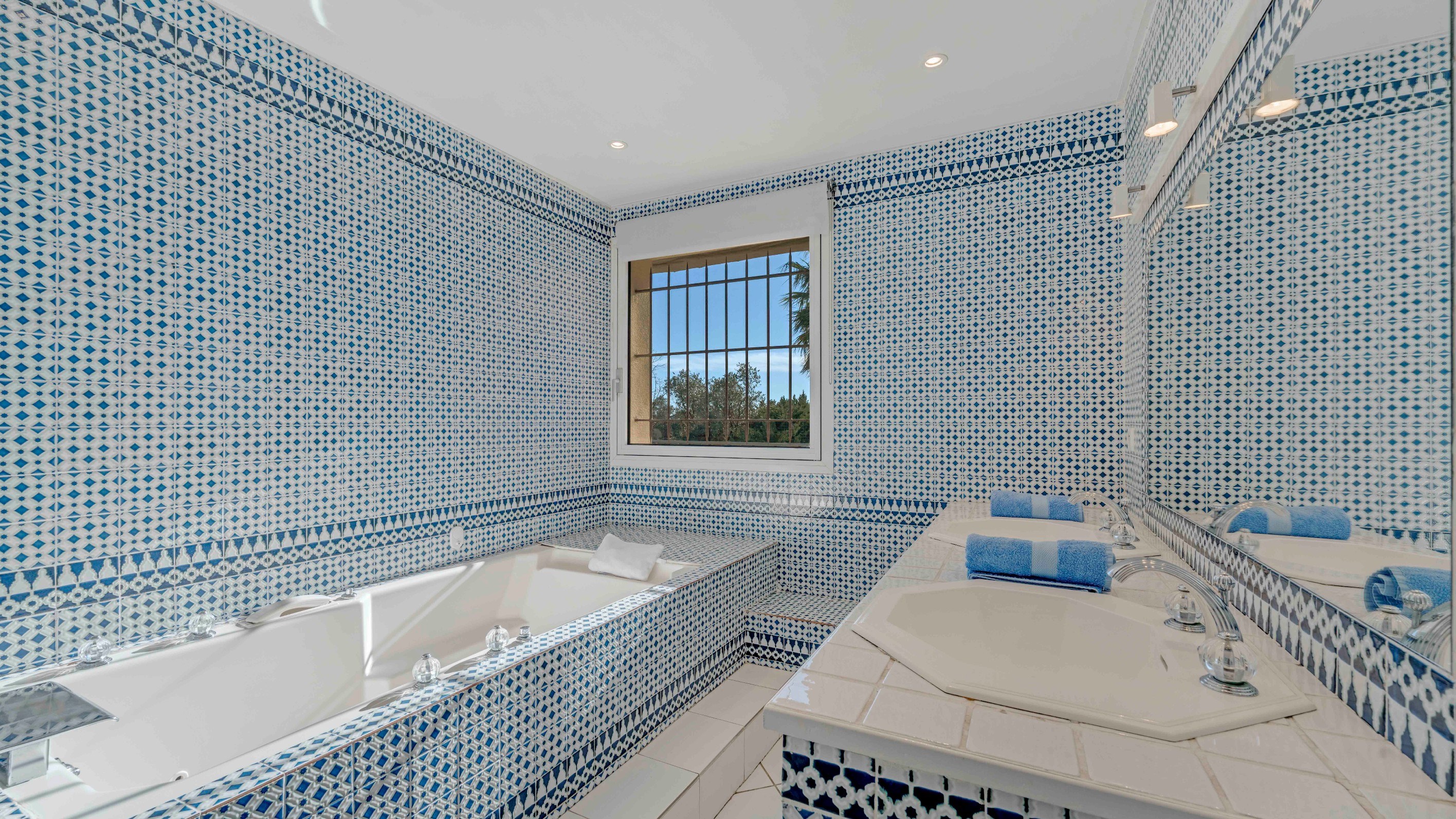 Sole agent Ramatuelle neo-provençal house to renovate few steps from Pampelonne… - 物件實景
