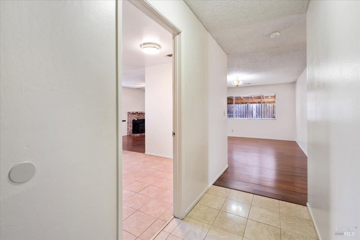 Fairfield, California, 94533, United States, 4 Bedrooms Bedrooms, ,2 BathroomsBathrooms,Residential,For Sale,1927172