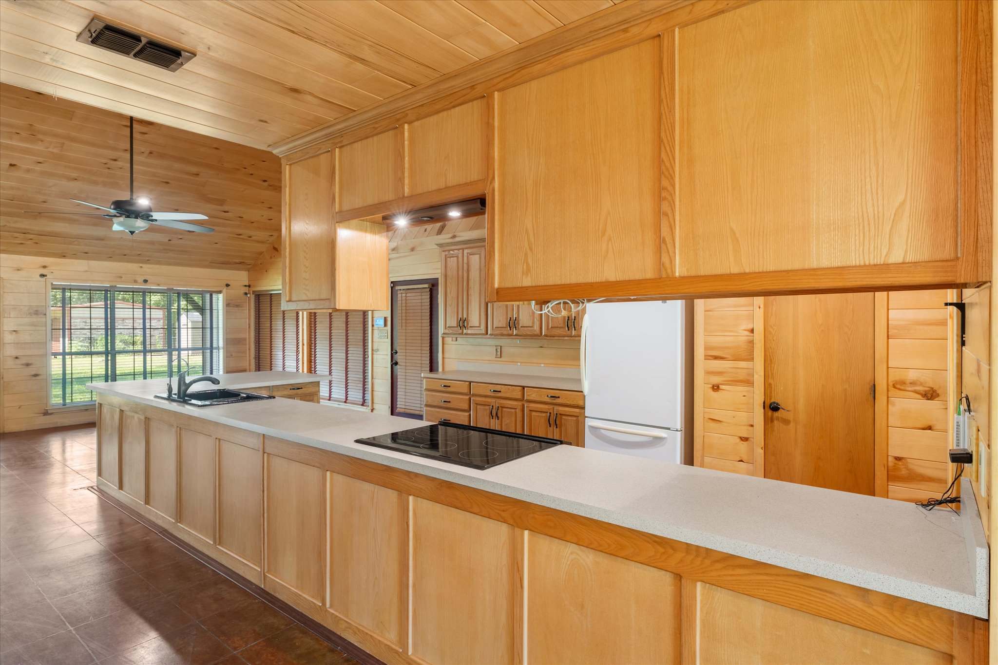 Yantis, Texas, 75497, United States, 3 Bedrooms Bedrooms, ,2 BathroomsBathrooms,Residential,For Sale,1921706