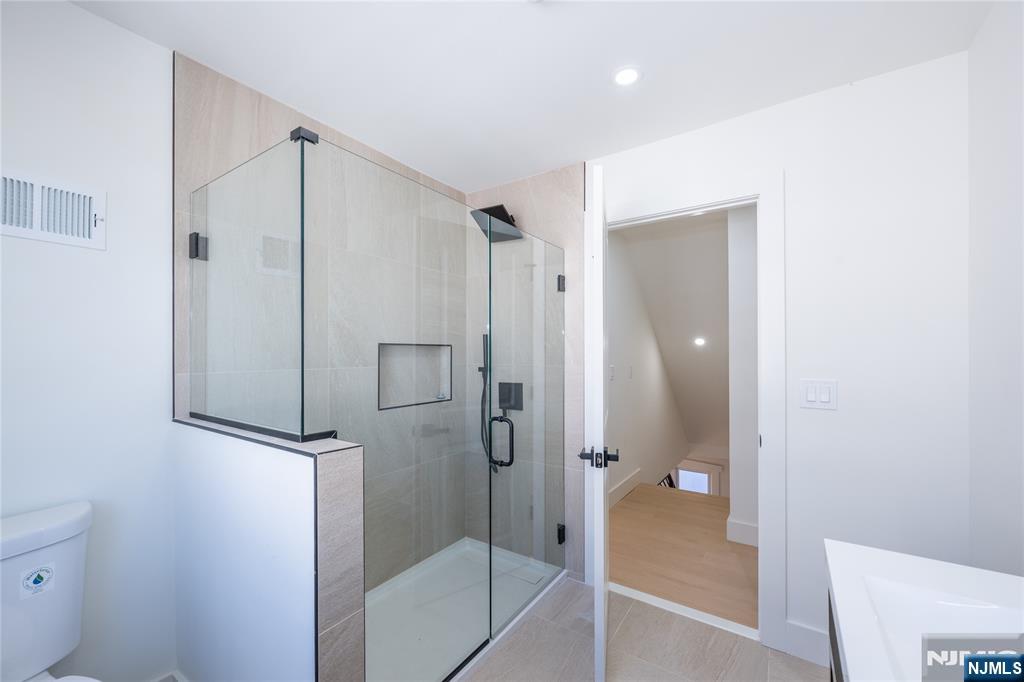 Clifton, New Jersey, 07011, United States, 4 Bedrooms Bedrooms, ,2 BathroomsBathrooms,Residential,For Sale,2003263