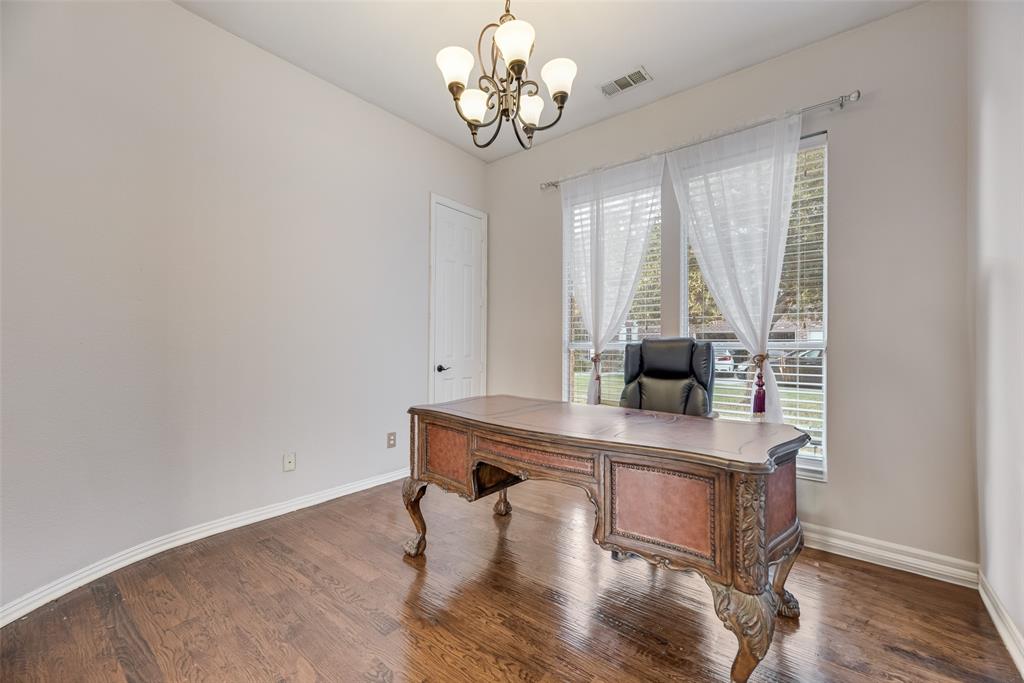 Rowlett, Texas, 75089, United States, 4 Bedrooms Bedrooms, ,3 BathroomsBathrooms,Residential,For Sale,1981760