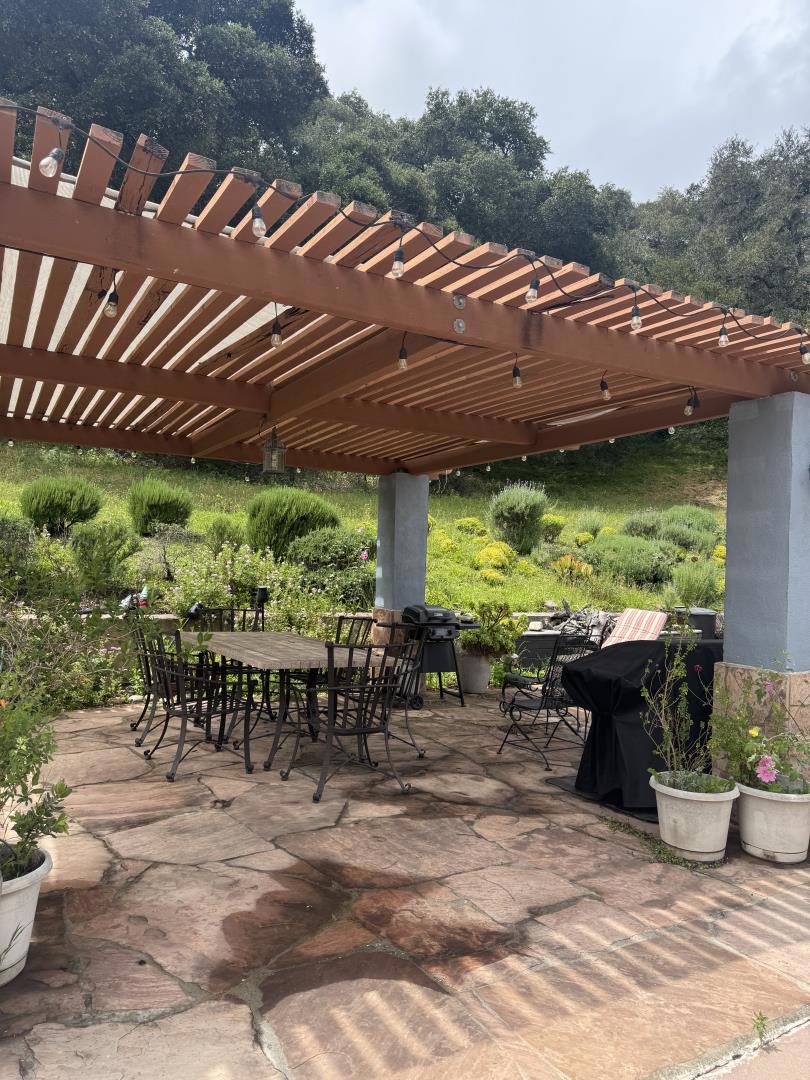 Aromas, California, 95004, United States, 3 Bedrooms Bedrooms, ,3 BathroomsBathrooms,Residential,For Sale,2048722