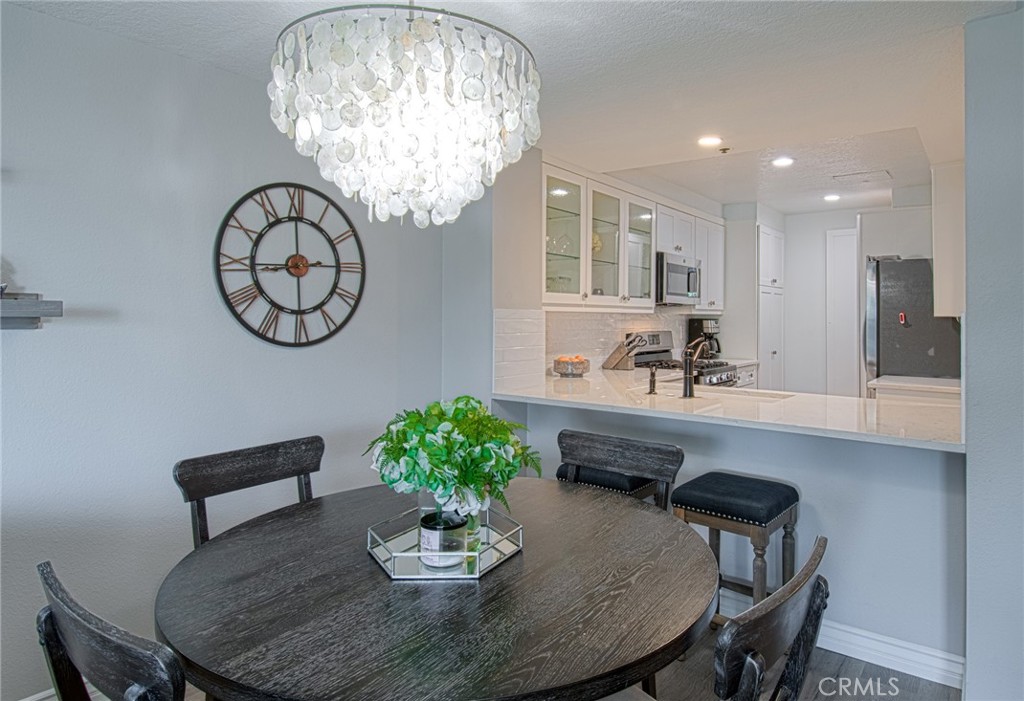 Newport Beach, California, 92663, United States, 1 Bedroom Bedrooms, ,1 BathroomBathrooms,Residential,For Sale,1990291