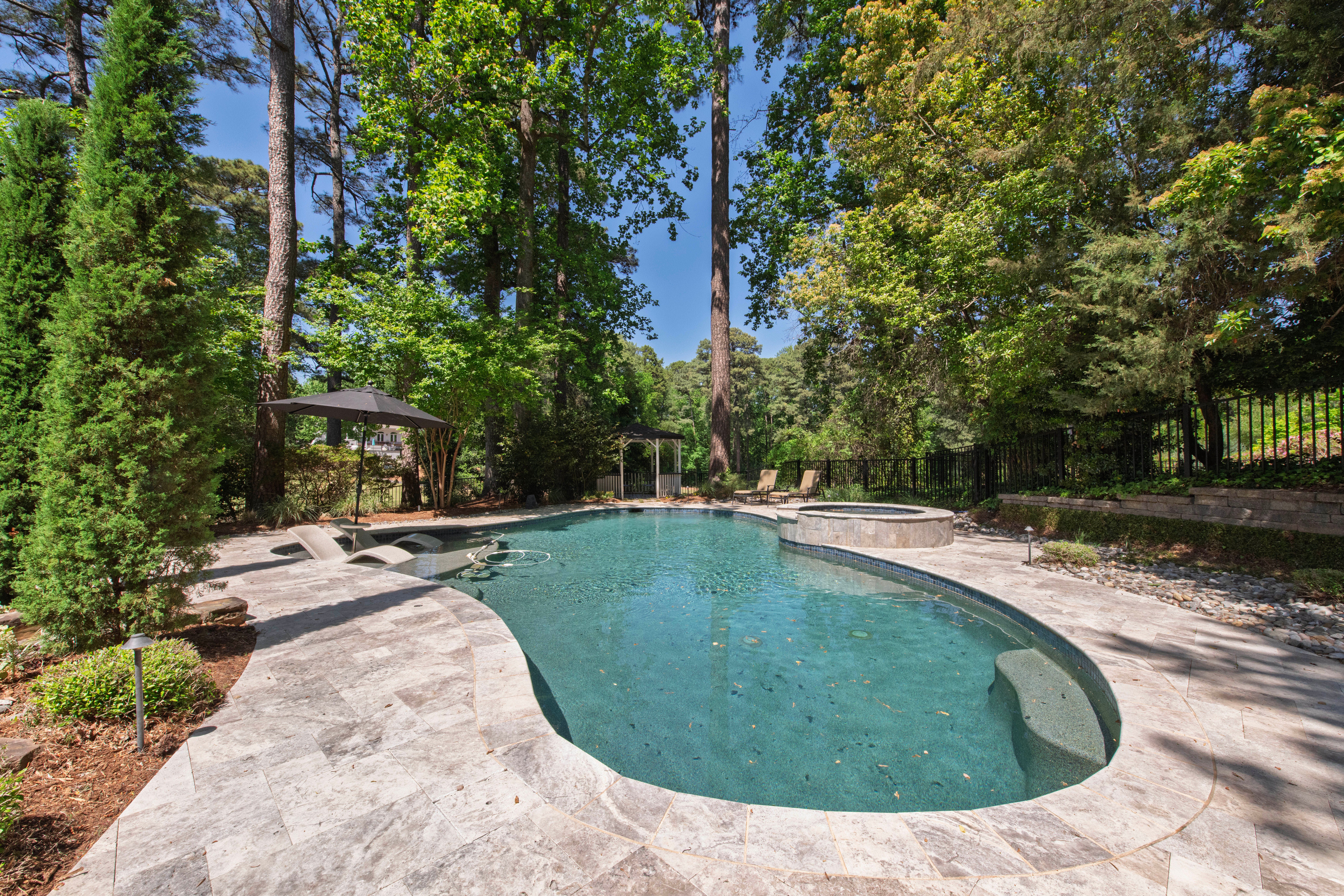 1817 Hunting Ridge Road, Raleigh, NC 27615 - 物件實景