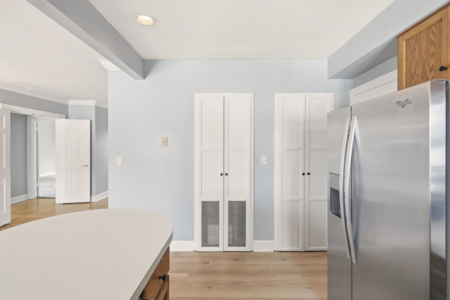  2126 Village Drive, Louisville, KY 40205 - 物件實景