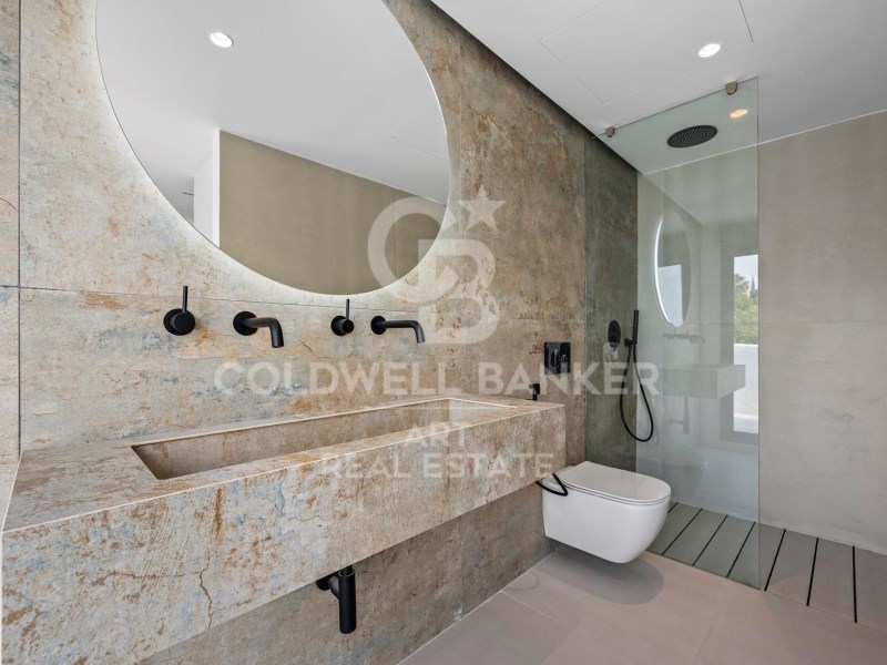 Estepona, Andalusia, ES, 4 Bedrooms Bedrooms, ,4 BathroomsBathrooms,Residential,For Sale,1743739
