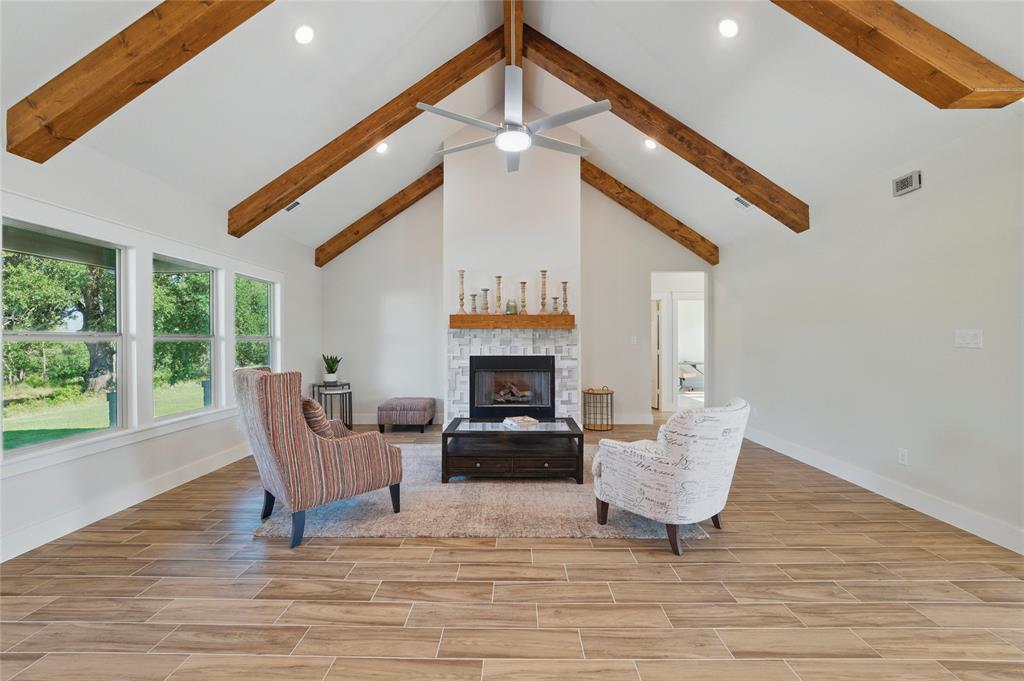 Weatherford, Texas, 76085, United States, 4 Bedrooms Bedrooms, ,3 BathroomsBathrooms,Residential,For Sale,1976315