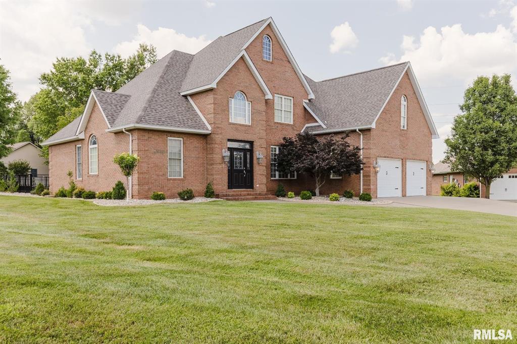 Bismarck, Illinois, 62959, United States, 5 Bedrooms Bedrooms, ,Residential,For Sale,1885319