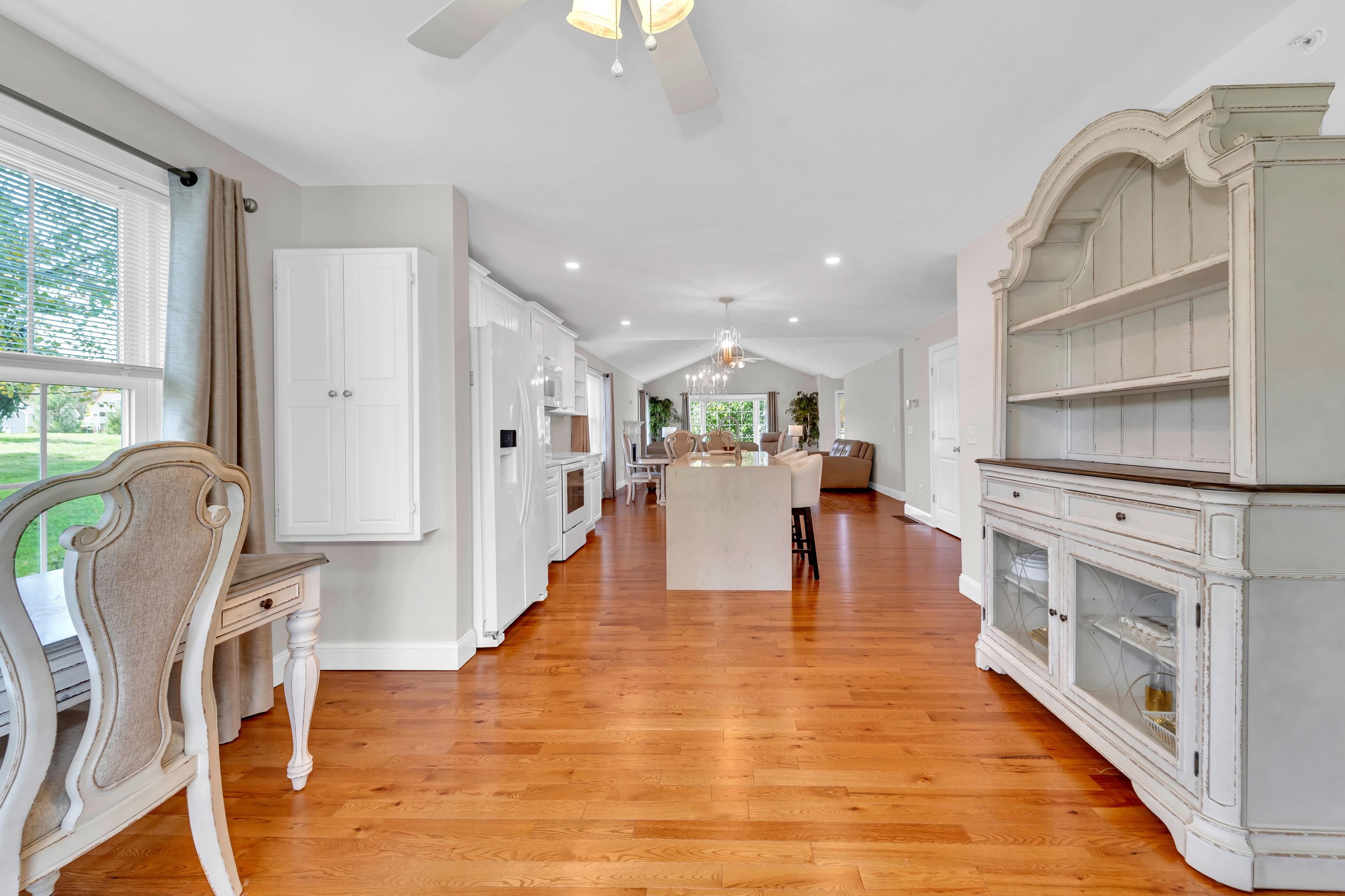 Brentwood, New Hampshire, 03833, United States, 2 Bedrooms Bedrooms, ,2 BathroomsBathrooms,Residential,For Sale,1976209