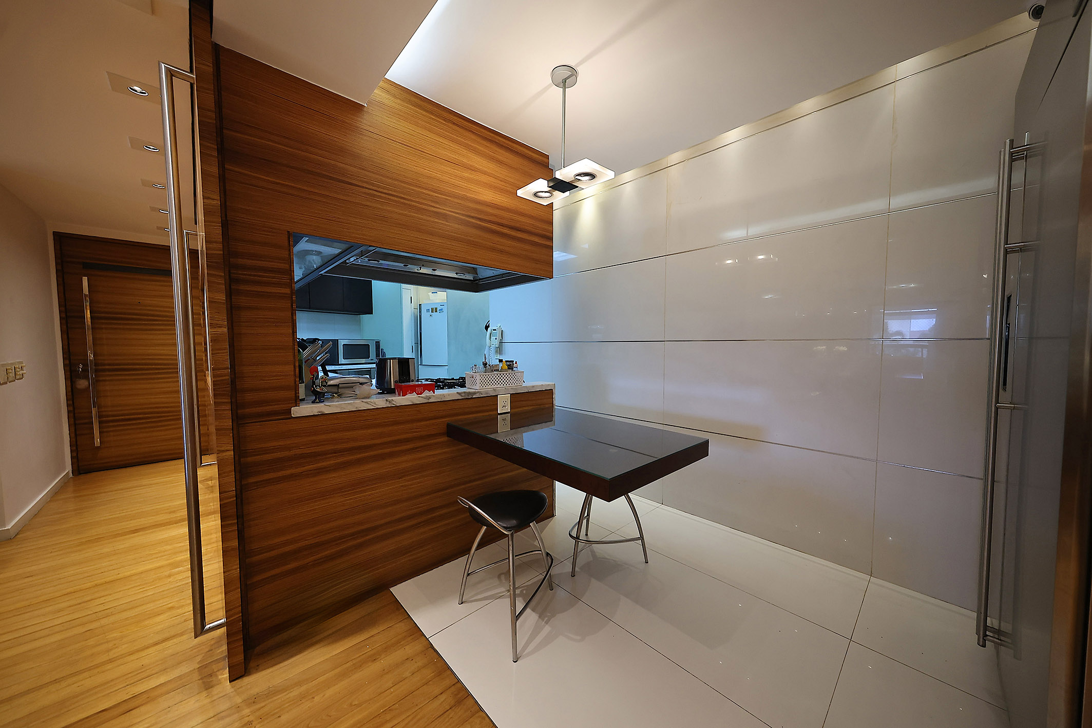 205 m² Apartment with Four Suites and a Balcony - 物件實景