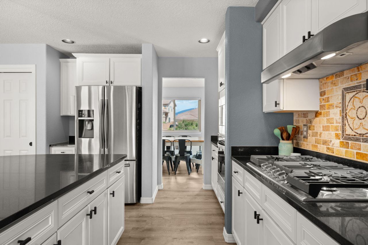 Rio Rancho, New Mexico, 87144, United States, 4 Bedrooms Bedrooms, ,3 BathroomsBathrooms,Residential,For Sale,1906947