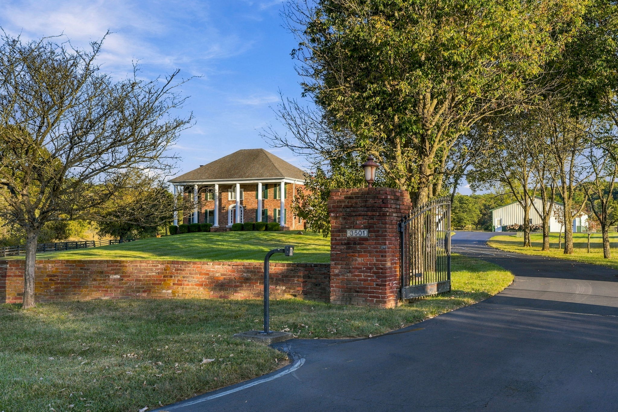  3501 Old Sligo Road, La Grange, KY 40031 - 物件實景