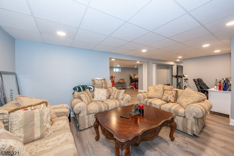 Paterson City, New Jersey, 07502, United States, 3 Bedrooms Bedrooms, ,3 BathroomsBathrooms,Residential,For Sale,1981357