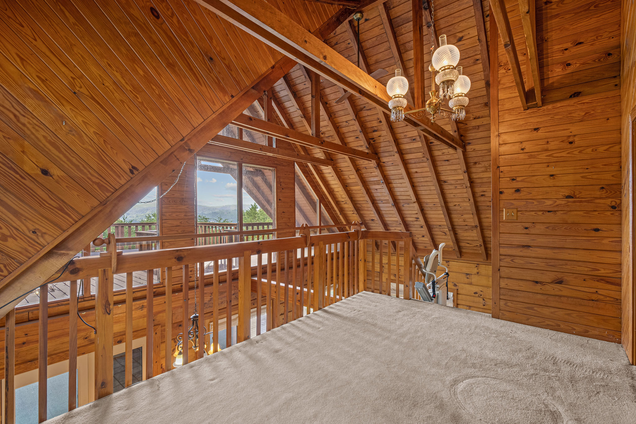 Dandridge, Tennessee, 37725, United States, 2 Bedrooms Bedrooms, ,2 BathroomsBathrooms,Residential,For Sale,1928860