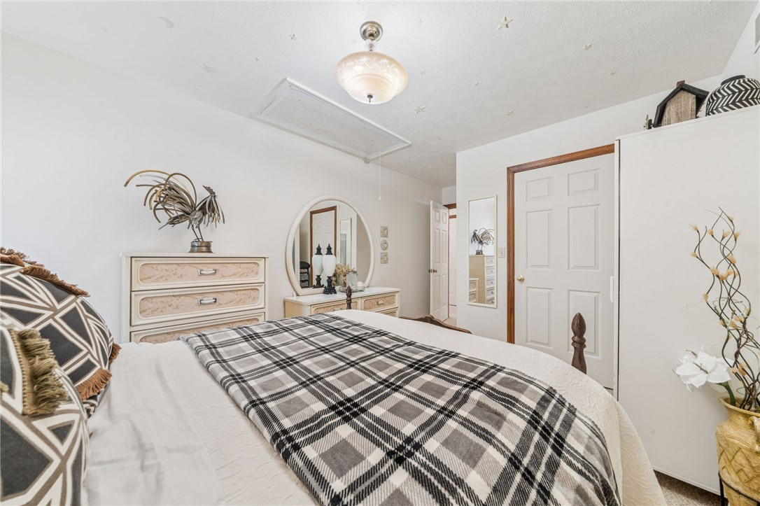 Level Green, Pennsylvania, 15085, United States, 4 Bedrooms Bedrooms, ,4 BathroomsBathrooms,Residential,For Sale,2049075