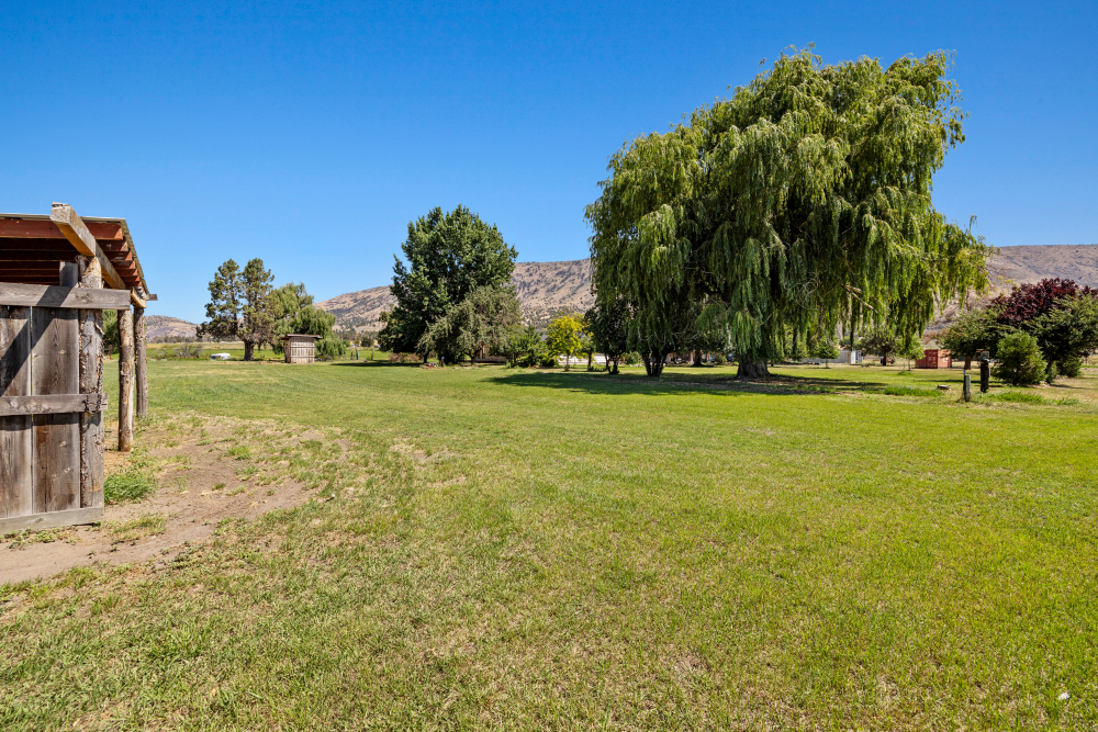 KLAMATH FALLS, Oregon, 97603, United States, 3 Bedrooms Bedrooms, ,2 BathroomsBathrooms,Residential,For Sale,1984285