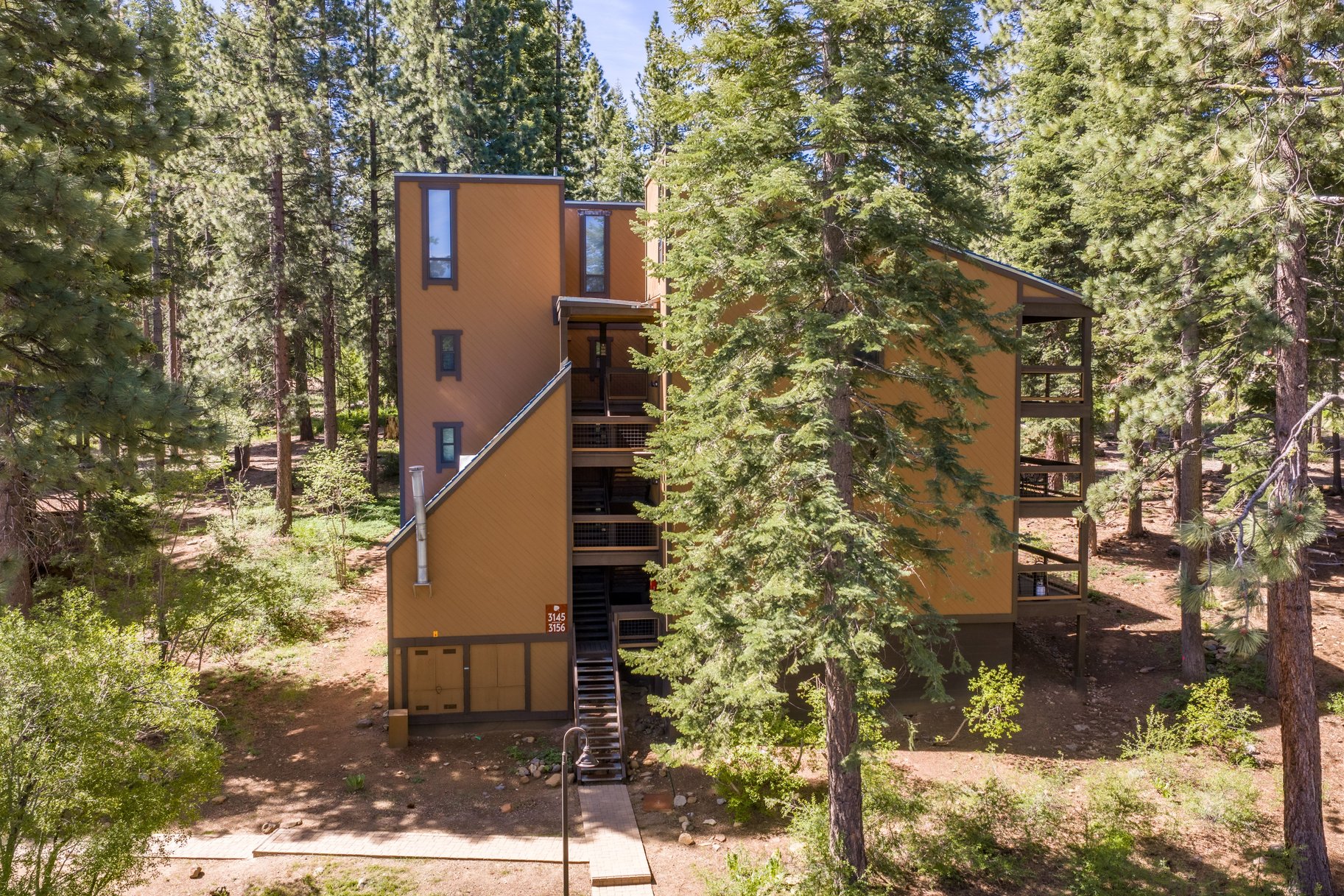  Elevated Studio Living: The Ideal Northstar Basecamp - 物件實景