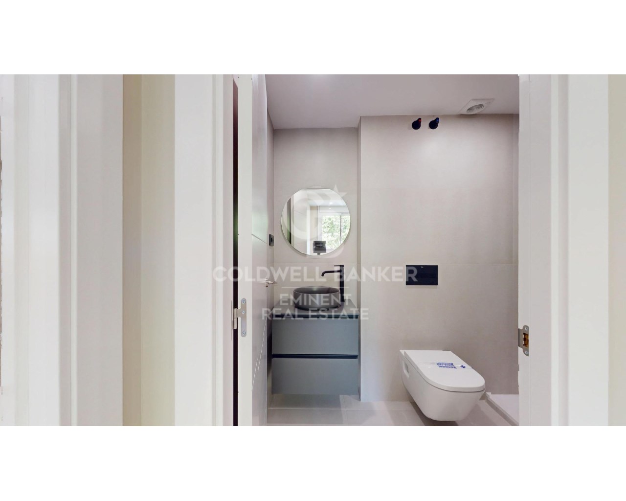 Barcelona, Catalonia, ES, 3 Bedrooms Bedrooms, ,2 BathroomsBathrooms,Residential,For Sale,1744156