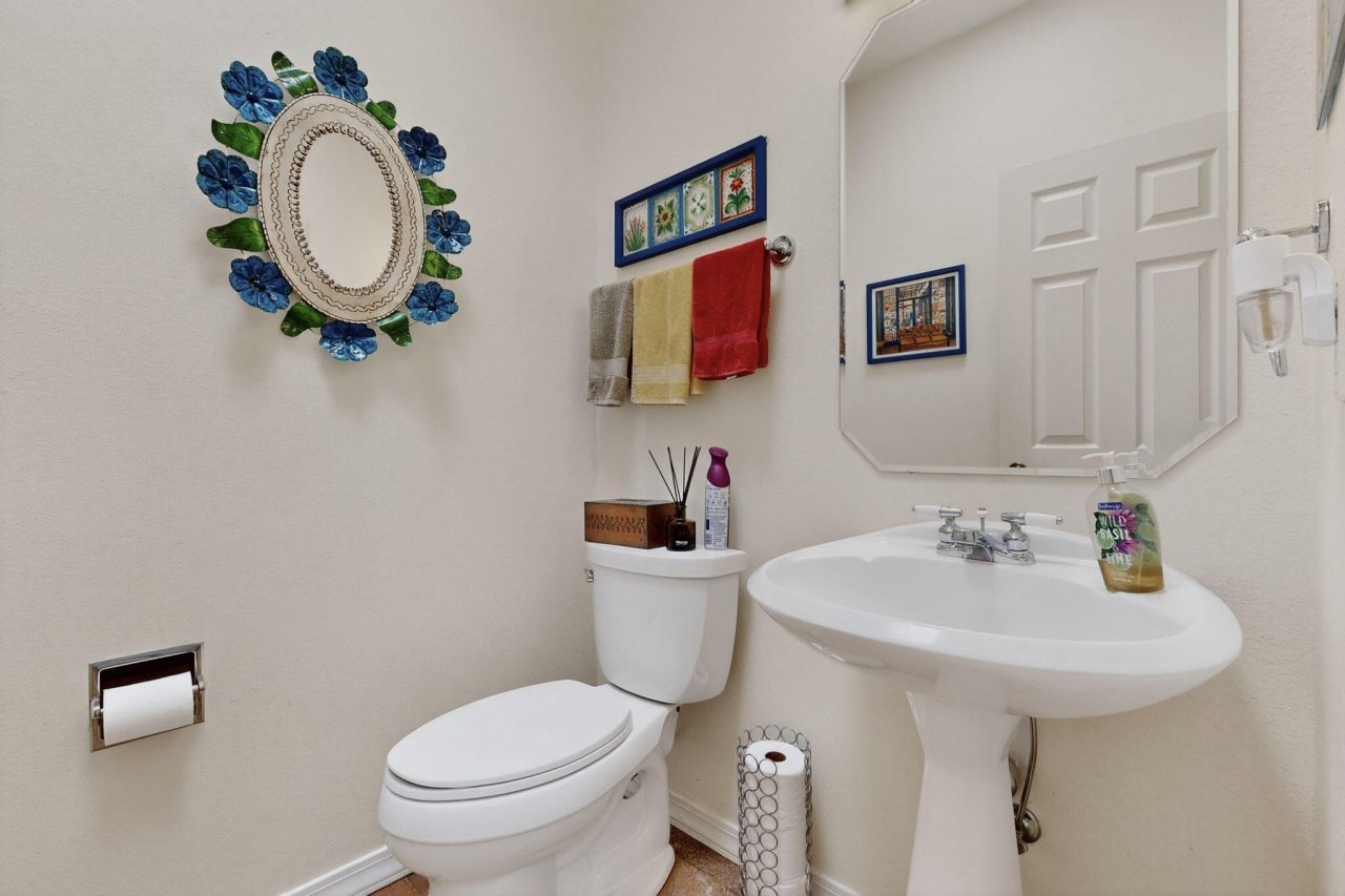 Albuquerque, New Mexico, 87112, United States, 4 Bedrooms Bedrooms, ,3 BathroomsBathrooms,Residential,For Sale,1917546