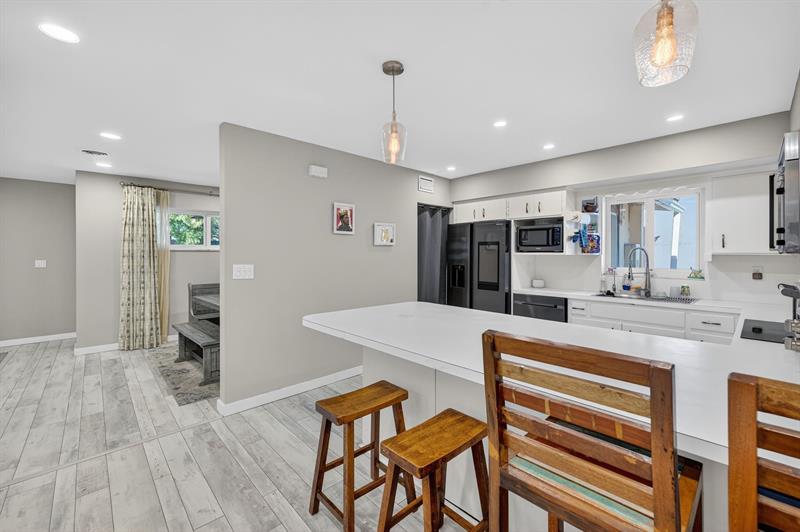 Oakland Park, Florida, 33334, United States, 3 Bedrooms Bedrooms, ,2 BathroomsBathrooms,Residential,For Sale,1986297