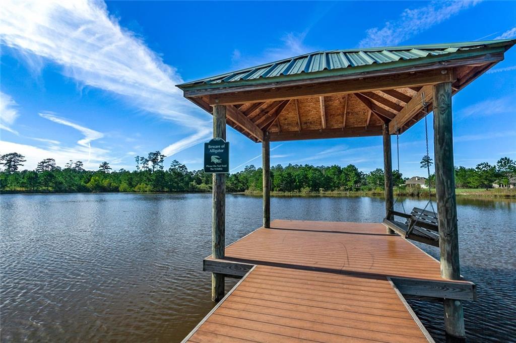 Madisonville, Louisiana, 70447, United States, 4 Bedrooms Bedrooms, ,4 BathroomsBathrooms,Residential,For Sale,1947964