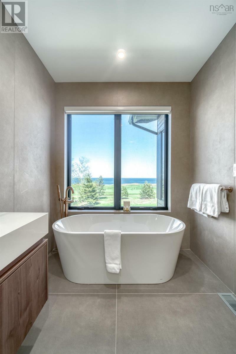 FOX HARBOUR, Nova Scotia, B0K 1Y0, CA, 5 Bedrooms Bedrooms, ,4 BathroomsBathrooms,Residential,For Sale,1837006