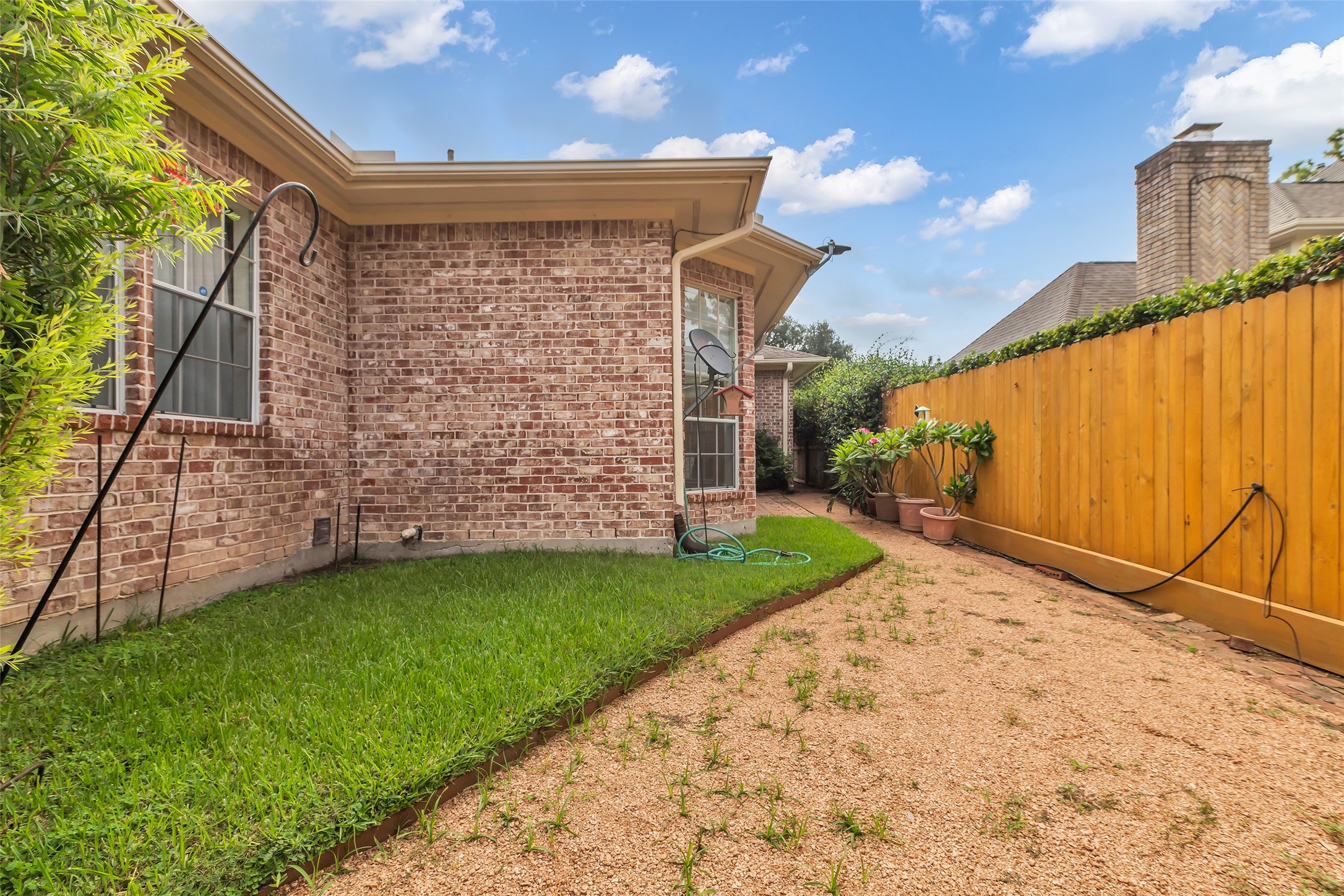 Houston, Texas, 77077, United States, 3 Bedrooms Bedrooms, ,3 BathroomsBathrooms,Residential,For Sale,1883260