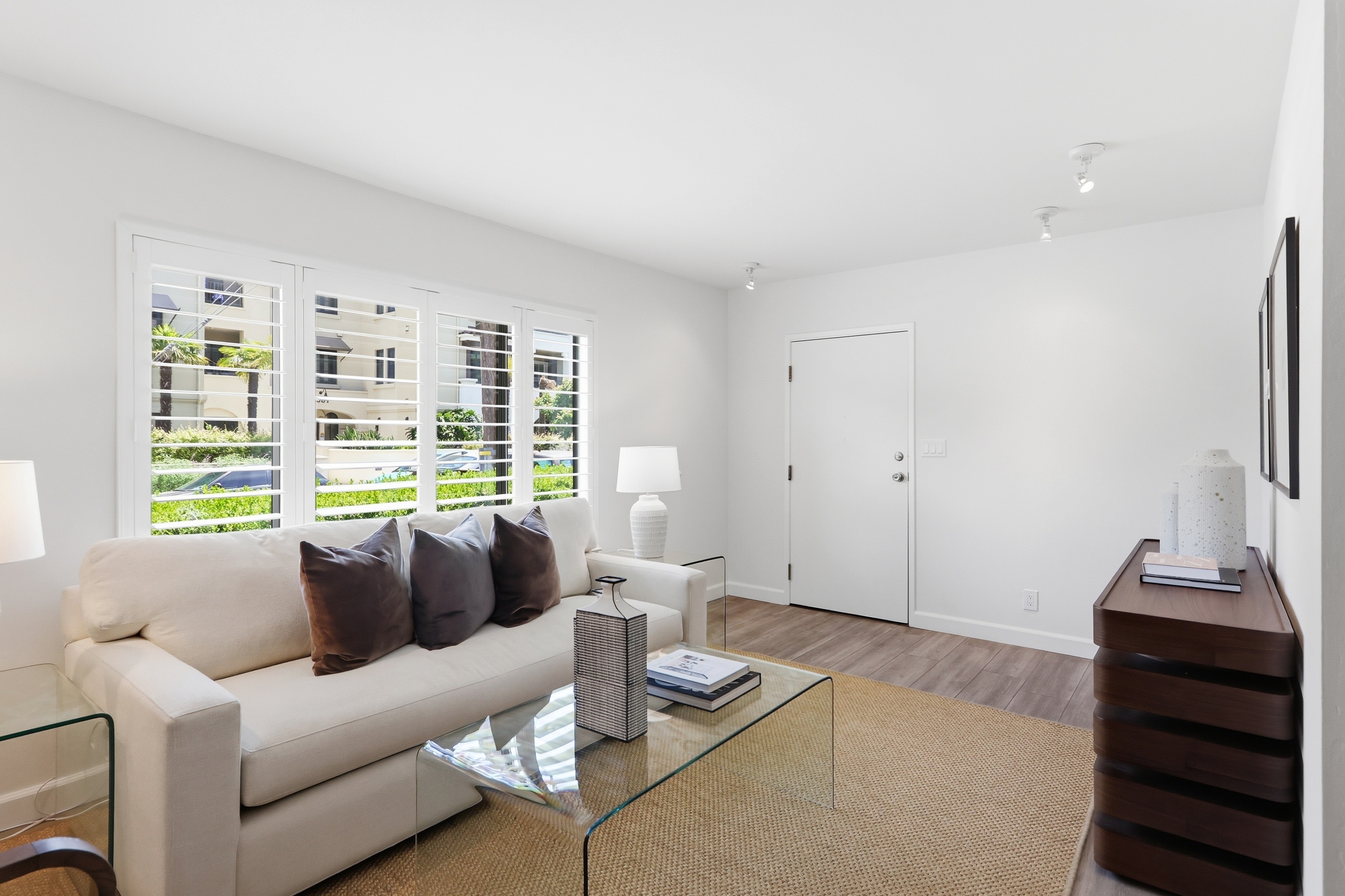  Convenient Ground-Floor Condo in the Heart of San Carlos - 物件實景