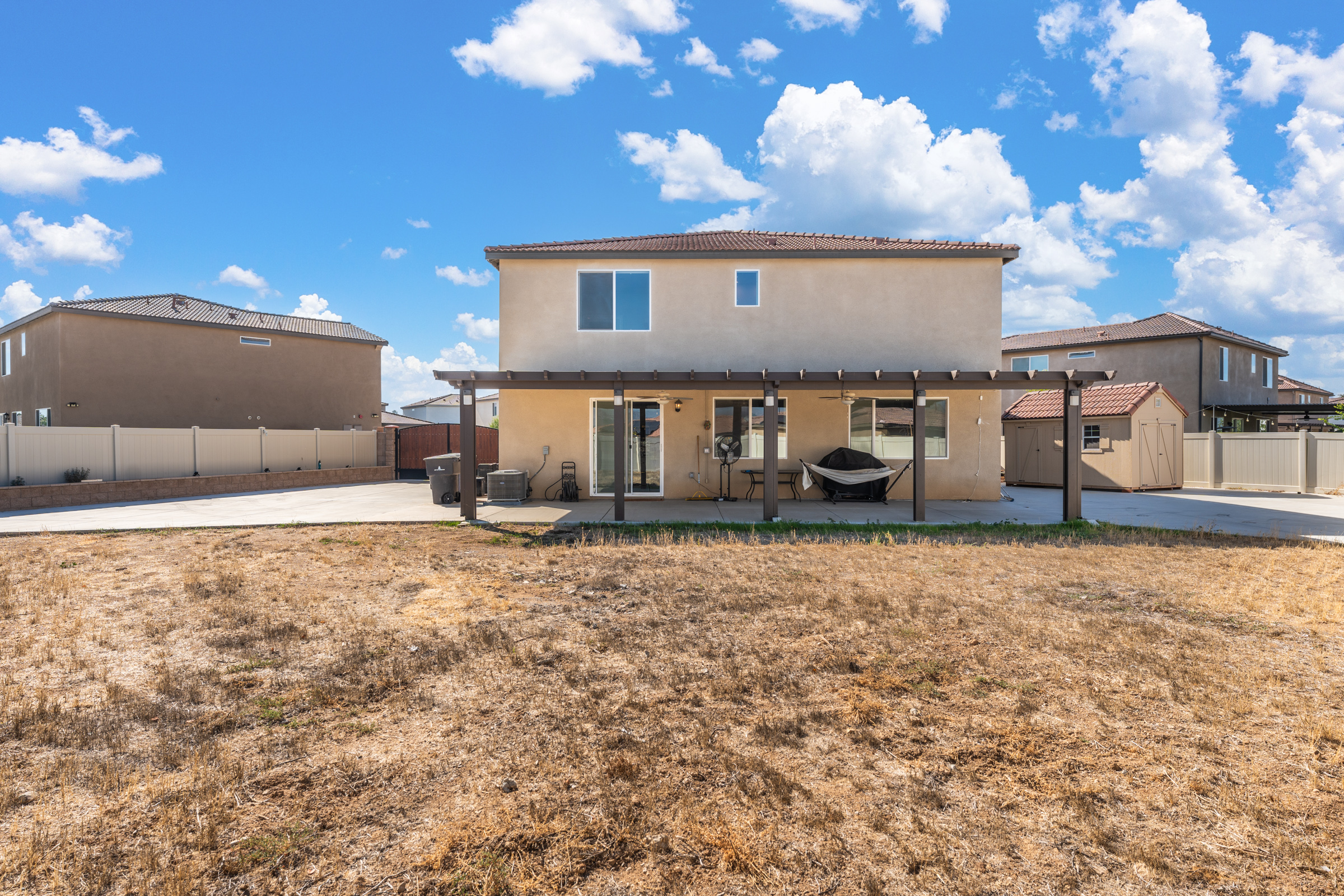 Riverside, California, 92503, United States, 5 Bedrooms Bedrooms, ,3 BathroomsBathrooms,Residential,For Sale,1989853