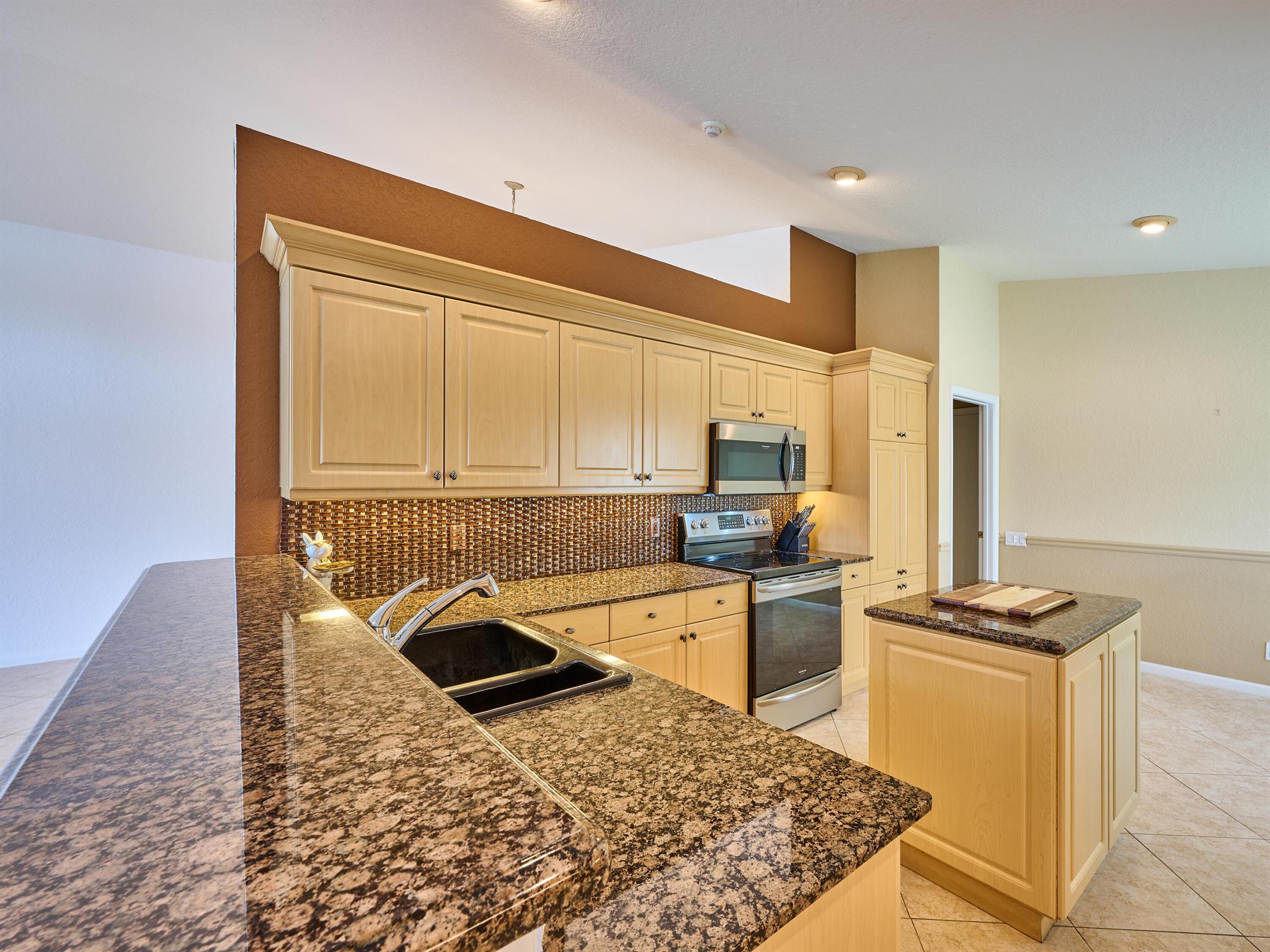 Boynton Beach, Florida, 33437, United States, 3 Bedrooms Bedrooms, ,2 BathroomsBathrooms,Residential,For Sale,1928826
