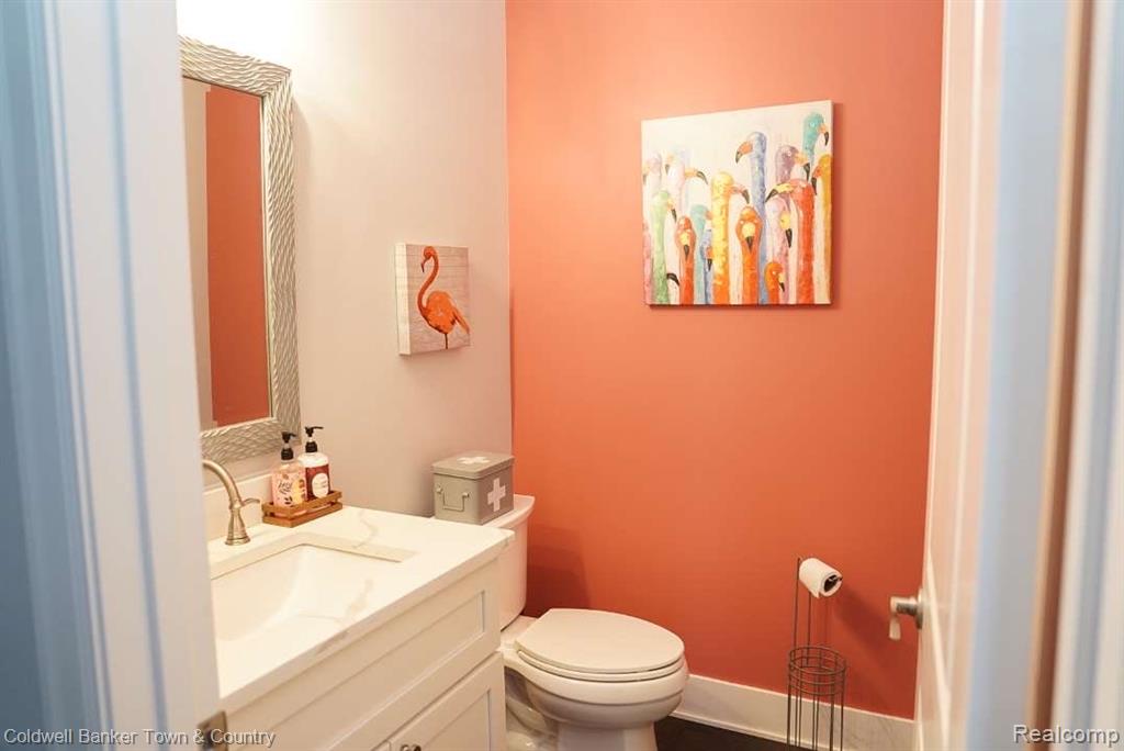 Brighton, Michigan, 48114, United States, 4 Bedrooms Bedrooms, ,5 BathroomsBathrooms,Residential,For Sale,1837893