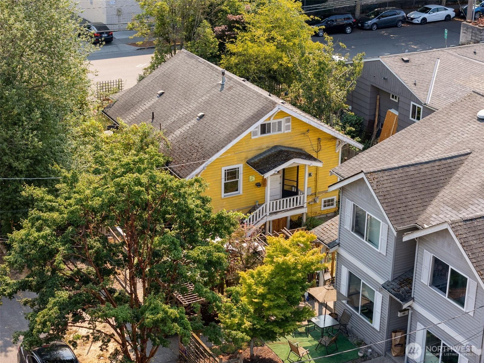 SEATTLE, Washington, 98144, United States, 2 Bedrooms Bedrooms, ,1 BathroomBathrooms,Residential,For Sale,1941790