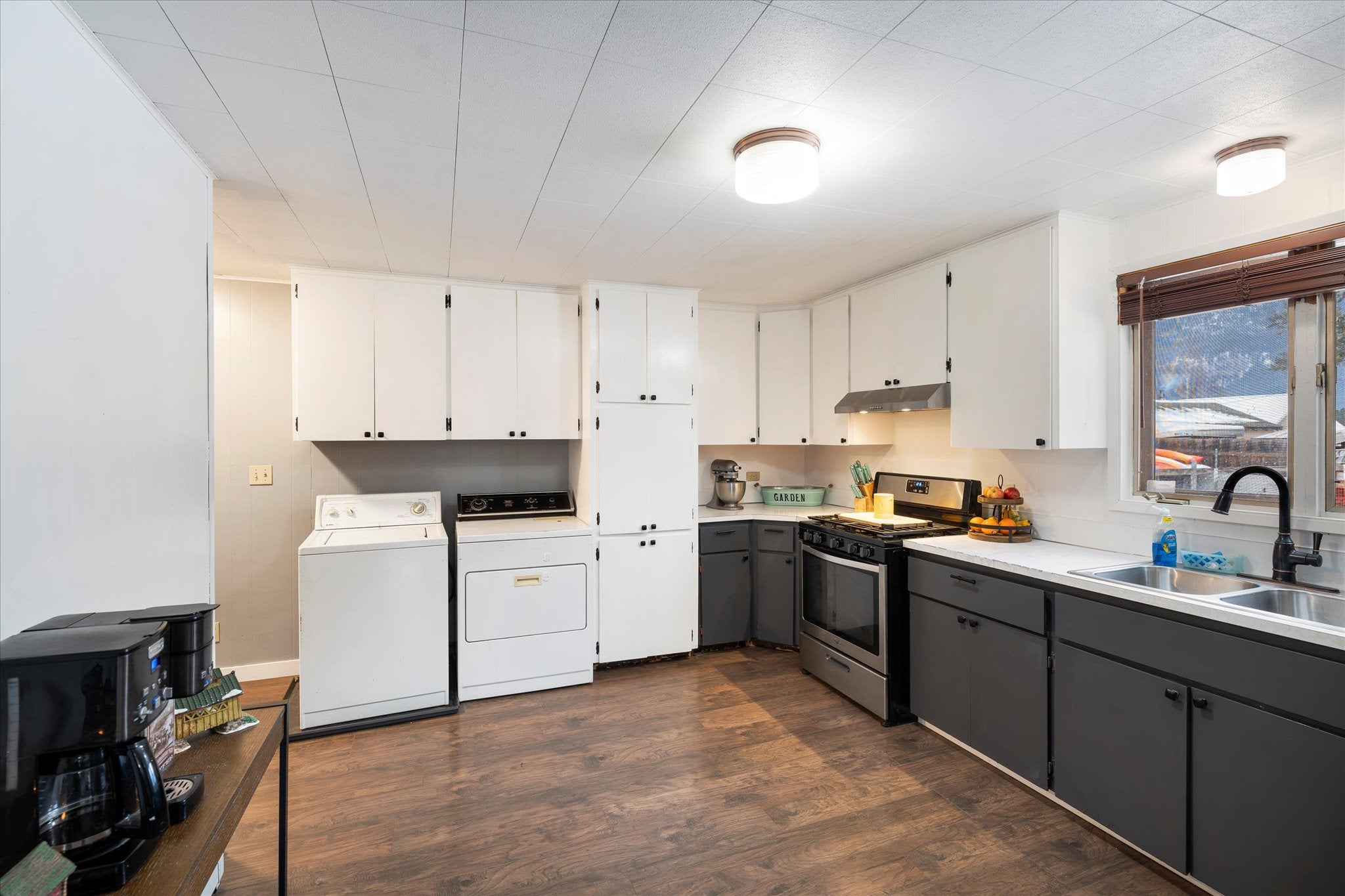 1985 Mt Highway 206, Columbia Falls, Montana, 59912, United States, 3 Bedrooms Bedrooms, ,1 BathroomBathrooms,Residential,For Sale,1985 Mt Highway 206,1672073