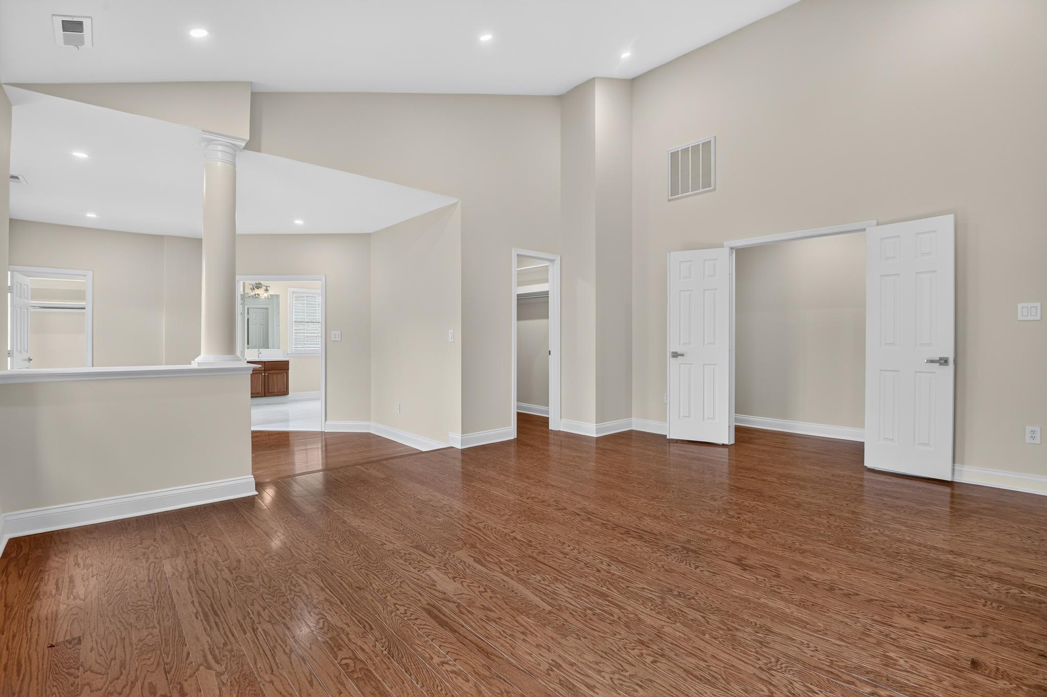 13621 Pine View Lane, Rockville, MD 20850 - 物件實景