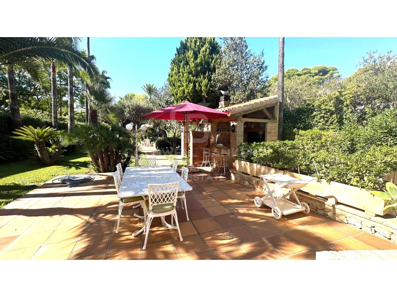 Alicante, J?vea / X?bia, Monta?ar-El Arenal, Cala, Jávea / Xàbia, Comunidad Valenciana, ES, 6 Bedrooms Bedrooms, ,6 BathroomsBathrooms,Residential,For Sale,Alicante, J?vea / X?bia, Monta?ar-El Arenal, Cala ,1449121