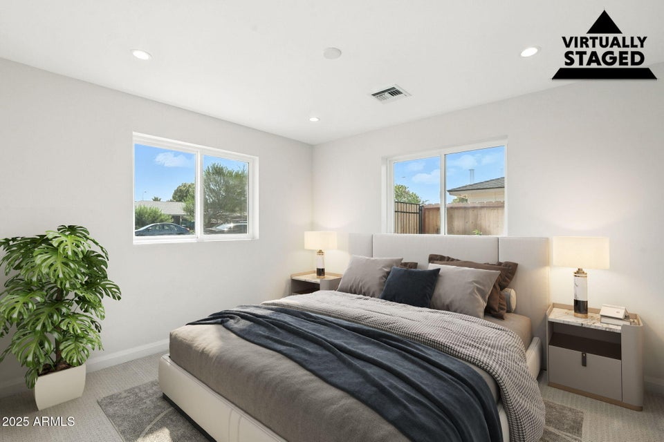 Phoenix, Arizona, 85008, United States, 4 Bedrooms Bedrooms, ,2 BathroomsBathrooms,Residential,For Sale,1974432