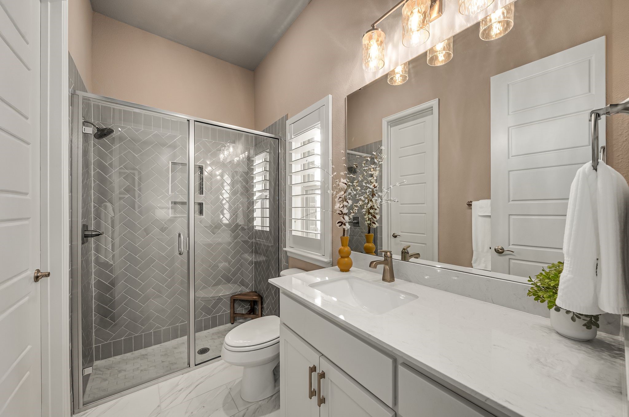 The Colony, Texas, 75056, United States, 4 Bedrooms Bedrooms, ,3 BathroomsBathrooms,Residential,For Sale,1987995